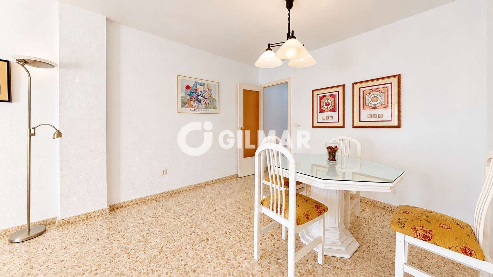 Piso de 3 habitaciones en Fuengirola en venta con garaje - 385.000 € (Ref: 10113350)