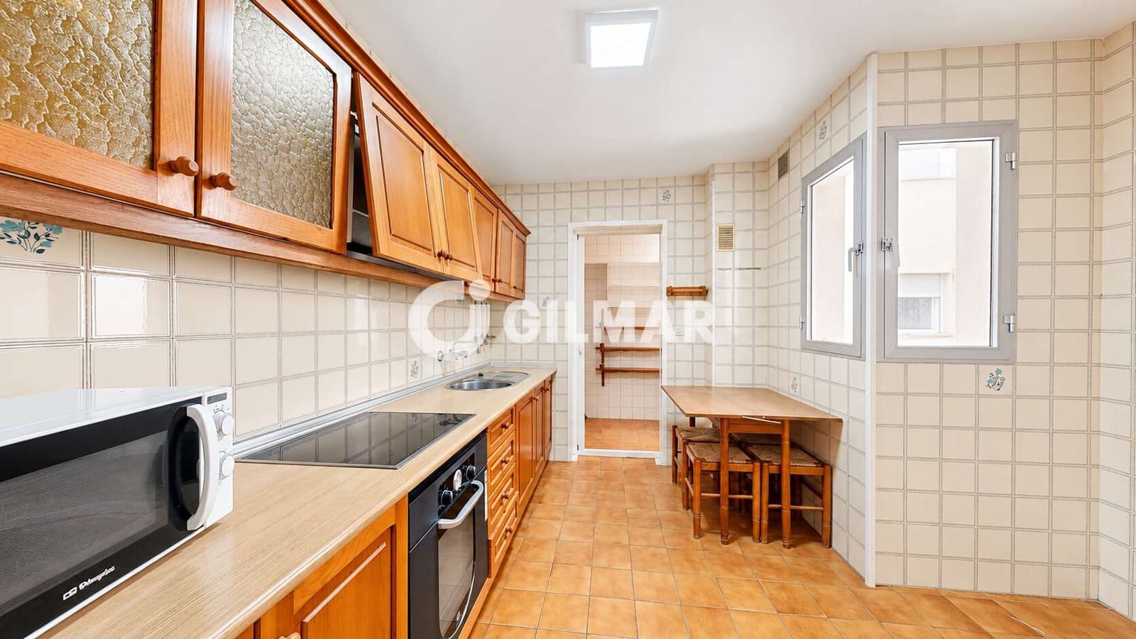 Piso de 3 habitaciones en Fuengirola en venta con garaje - 385.000 € (Ref: 10113350)