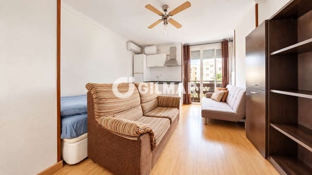 Yksiö myytävänä paikassa Arroyo de la Miel, Benalmádena mukana uima-altaan - 192 000 € (Ref: 10113352)