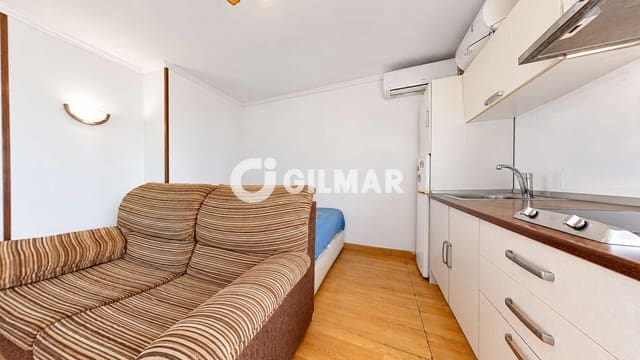 Yksiö myytävänä paikassa Arroyo de la Miel, Benalmádena mukana uima-altaan - 192 000 € (Ref: 10113352)