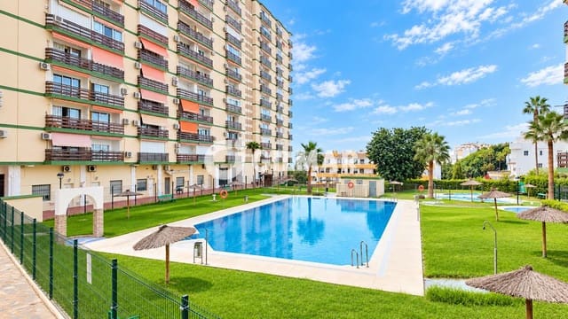 Yksiö myytävänä paikassa Arroyo de la Miel, Benalmádena mukana uima-altaan - 192 000 € (Ref: 10113352)