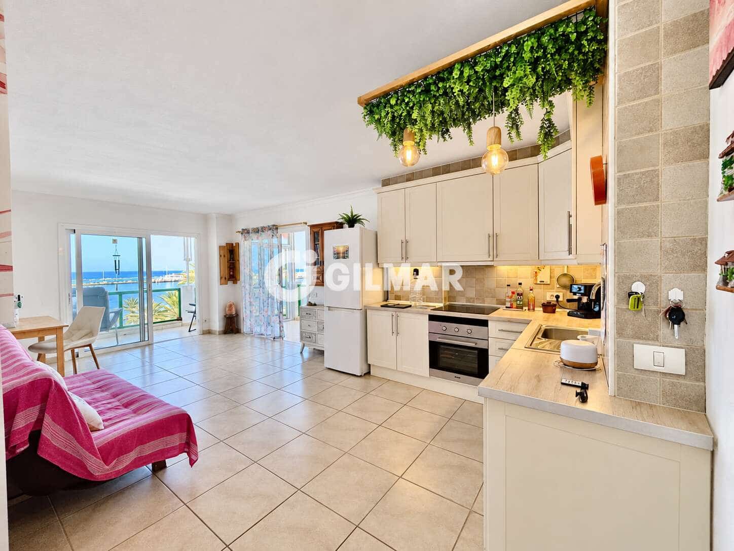 1 slaapkamer Flat te koop in Los Cristianos met zwembad - € 420.000 (Ref: 10114471)
