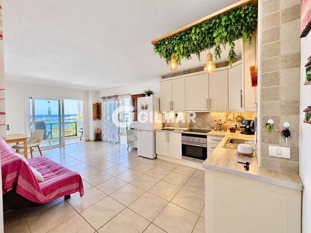 1 slaapkamer Flat te koop in Los Cristianos, Arona met zwembad - € 420.000 (Ref: 10114471)