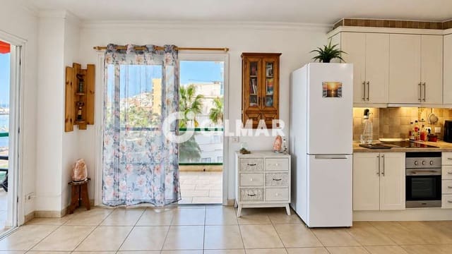 1 soveværelse Lejlighed til salg i Los Cristianos, Arona med swimmingpool - € 420.000 (Ref: 10114471)