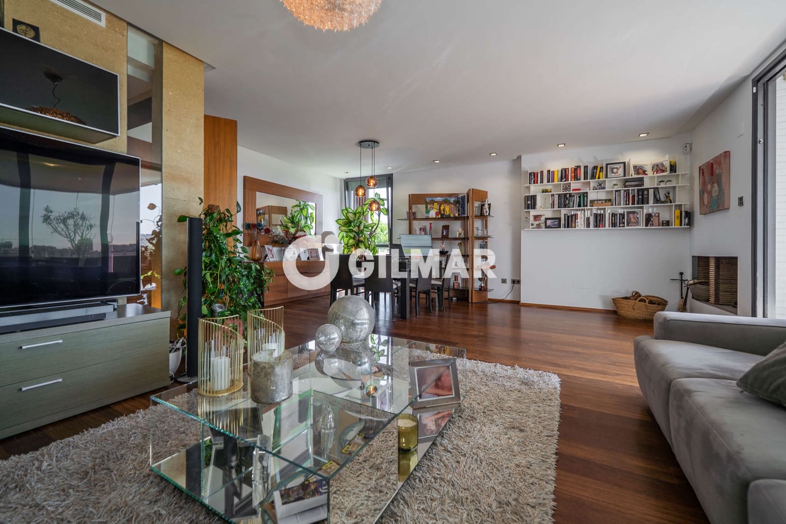 3 bedroom Flat for sale in La Moraleja with pool garage - € 1,800,000 (Ref: 10117133)