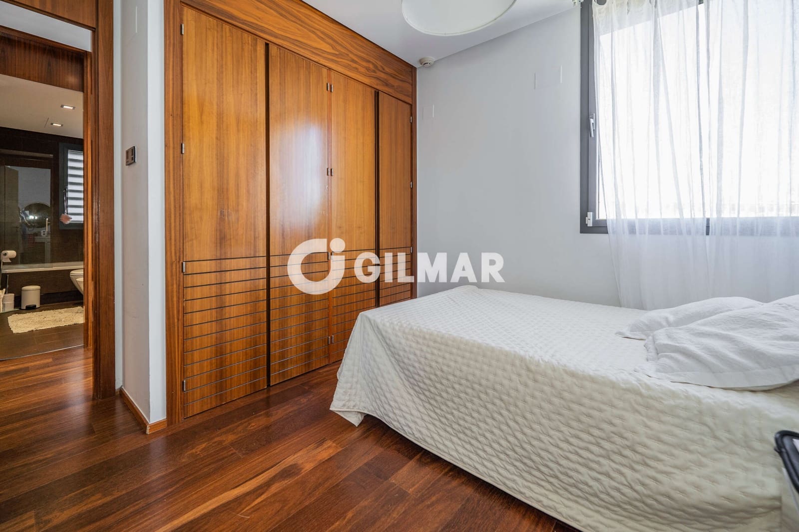 3 bedroom Flat for sale in La Moraleja with pool garage - € 1,800,000 (Ref: 10117133)