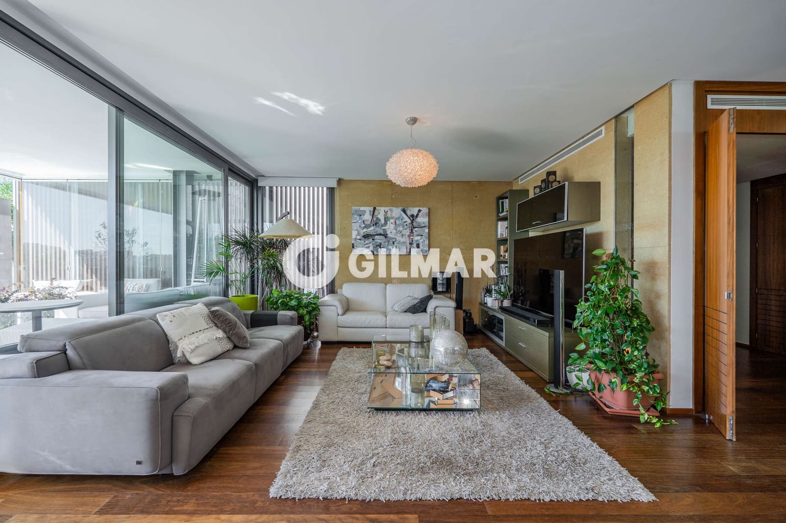 3 bedroom Flat for sale in La Moraleja with pool garage - € 1,800,000 (Ref: 10117133)