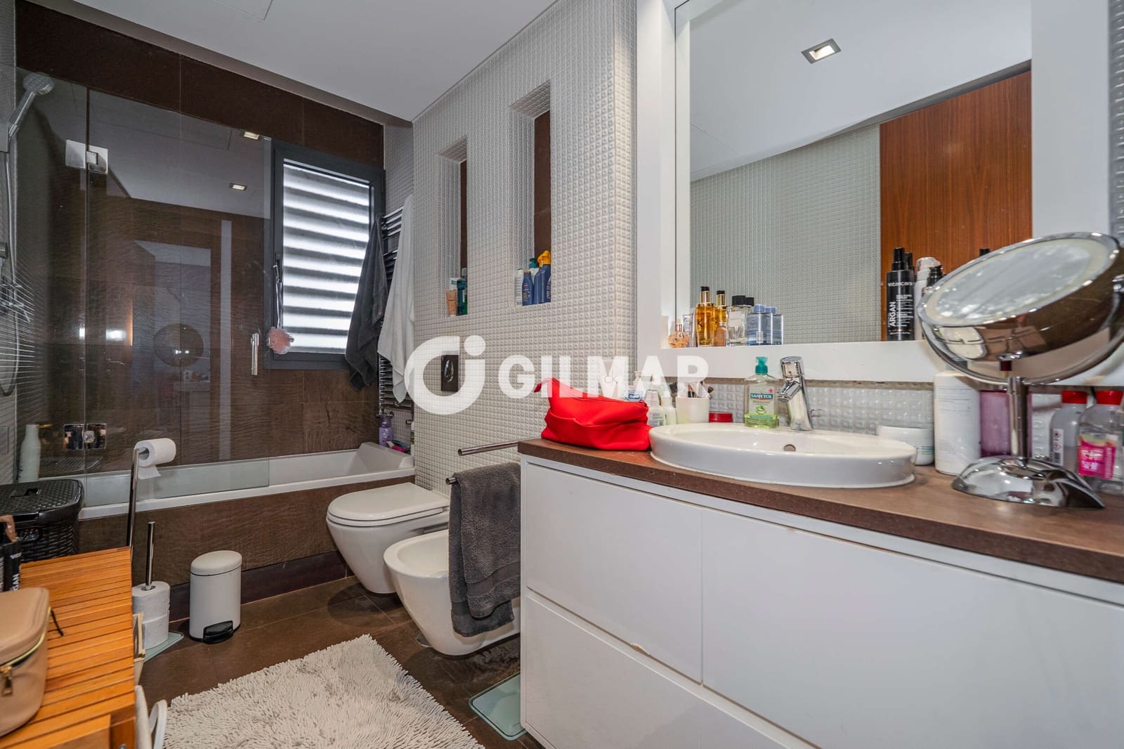 3 bedroom Flat for sale in La Moraleja with pool garage - € 1,800,000 (Ref: 10117133)