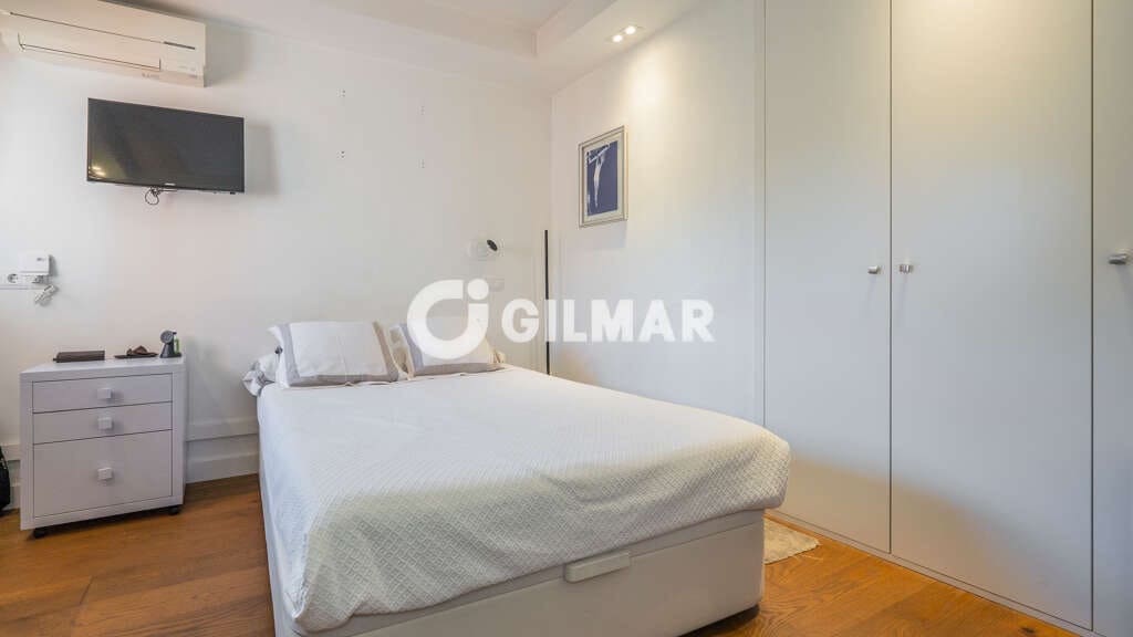 4 bedroom Flat for sale in La Moraleja with pool garage - € 1,950,000 (Ref: 10118152)