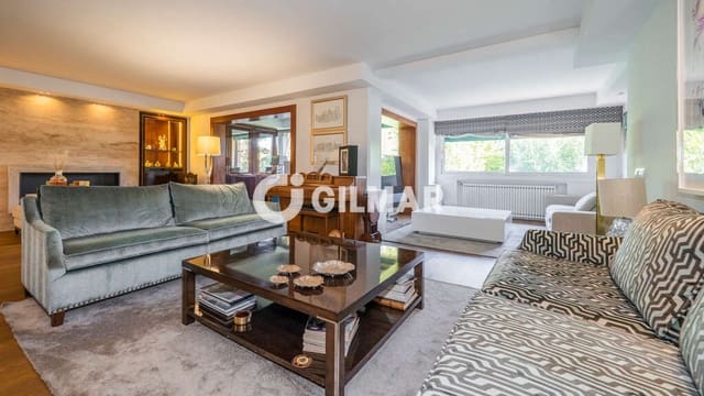 4 soverom Leilighet til salgs i La Moraleja, Alcobendas med svømmebasseng garasje - € 1 950 000 (Ref: 10118152)