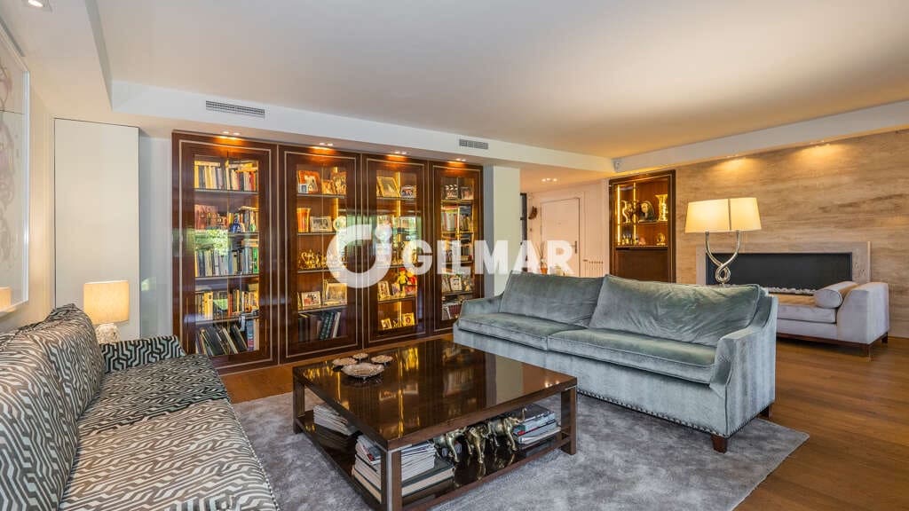 4 bedroom Flat for sale in La Moraleja with pool garage - € 1,950,000 (Ref: 10118152)