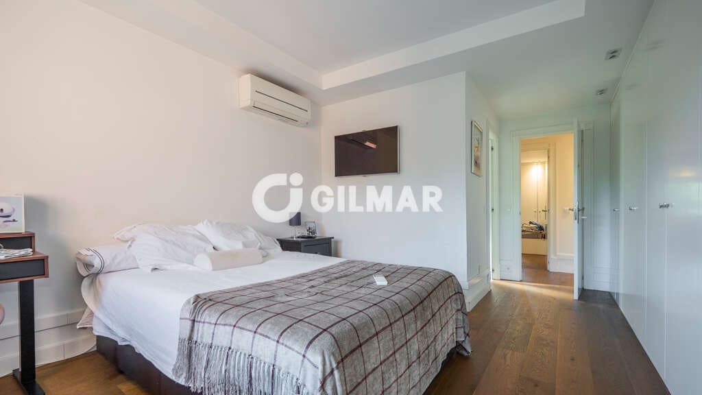 4 bedroom Flat for sale in La Moraleja with pool garage - € 1,950,000 (Ref: 10118152)