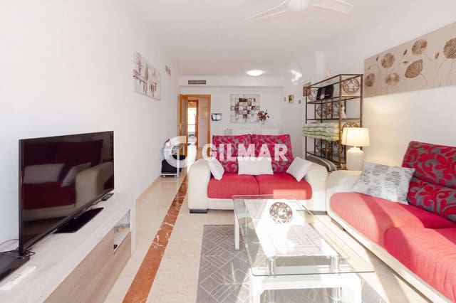 Piso de 2 habitaciones en La Concha - Resina Golf, Estepona en venta con piscina garaje - 360.000 € (Ref: 10120320)