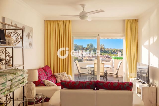 Piso de 2 habitaciones en La Concha - Resina Golf, Estepona en venta con piscina garaje - 360.000 € (Ref: 10120320)