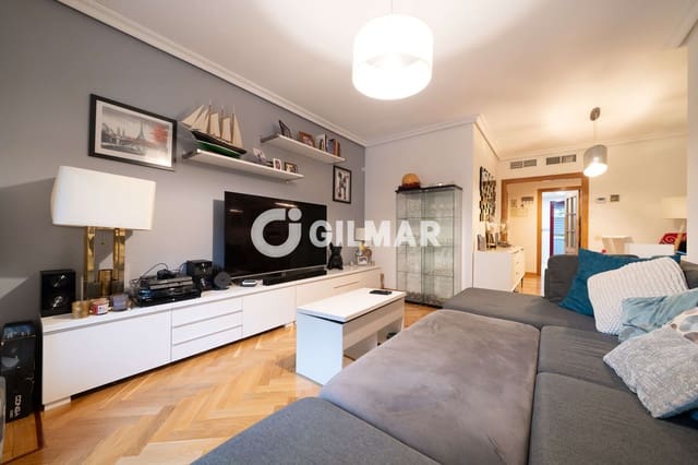 3 makuuhuone Asunto myytävänä paikassa Acacias, Madrid kaupunki mukana uima-altaan 
autotalli - 959 000 € (Ref: 10120585)