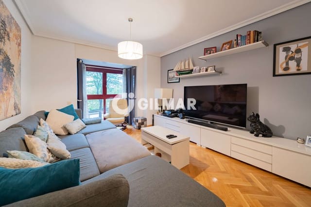 3 makuuhuone Asunto myytävänä paikassa Acacias, Madrid kaupunki mukana uima-altaan 
autotalli - 959 000 € (Ref: 10120585)