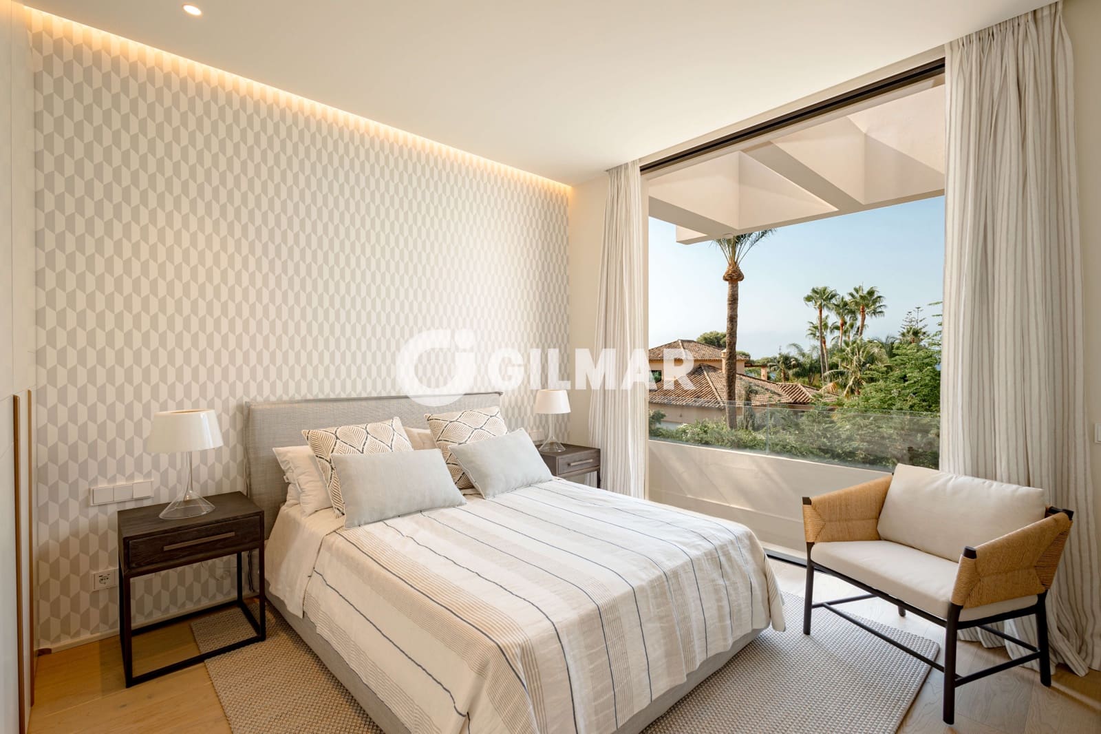 5 Zimmer Villa zu verkaufen in Los Monteros mit Pool Garage - 7.600.000 € (Ref: 10120789)