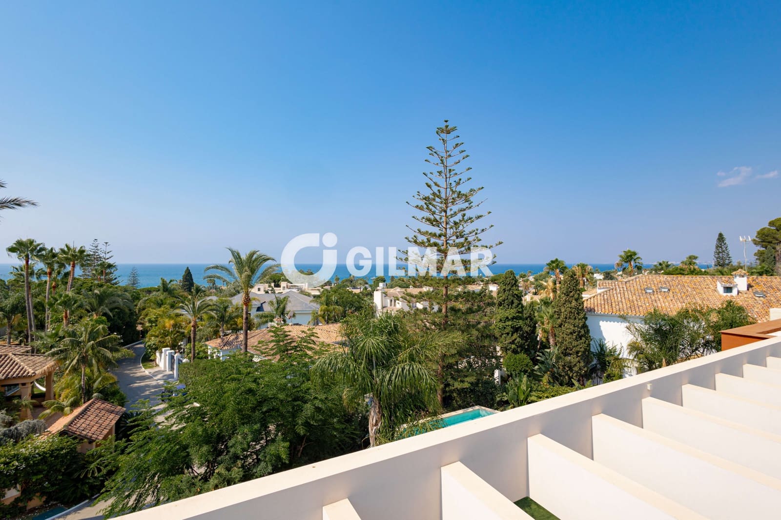 5 Zimmer Villa zu verkaufen in Los Monteros mit Pool Garage - 7.600.000 € (Ref: 10120789)