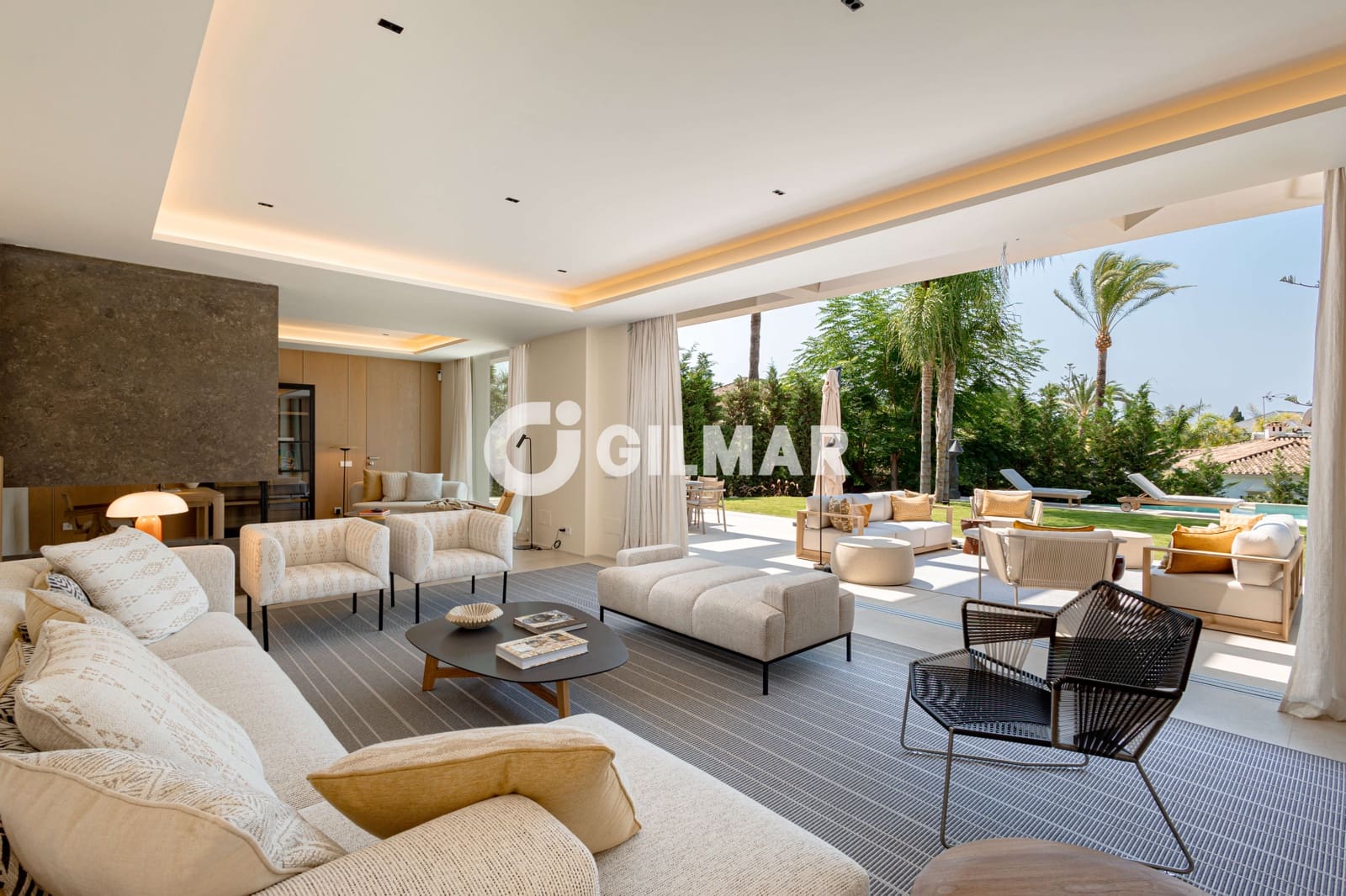 5 Zimmer Villa zu verkaufen in Los Monteros mit Pool Garage - 7.600.000 € (Ref: 10120789)