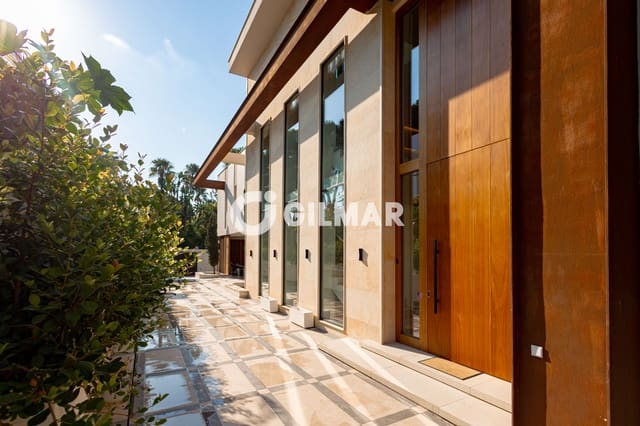 5 Zimmer Villa zu verkaufen in Los Monteros, Marbella mit Pool Garage - 7.600.000 € (Ref: 10120789)