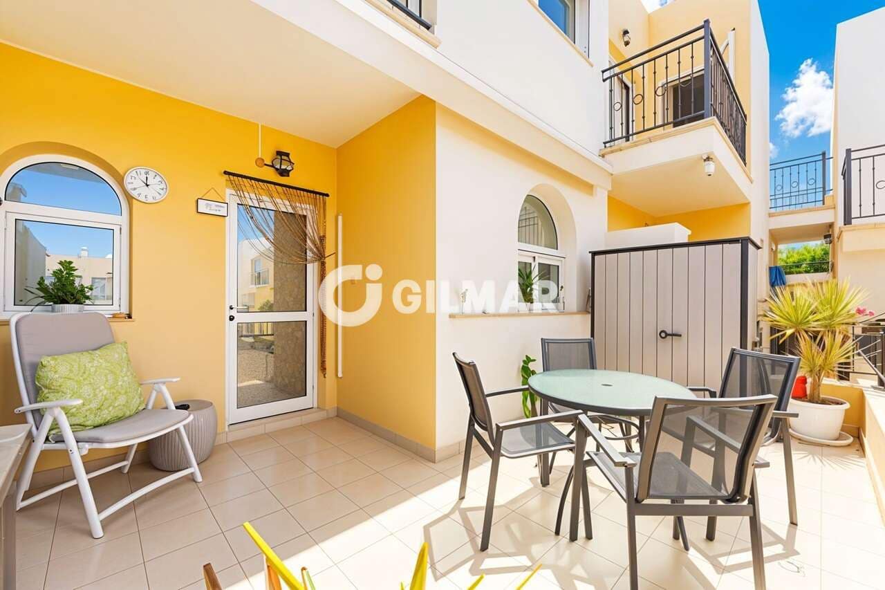 Adosado de 3 habitaciones en Palm-Mar en venta con piscina garaje - 475.000 € (Ref: 10120940)