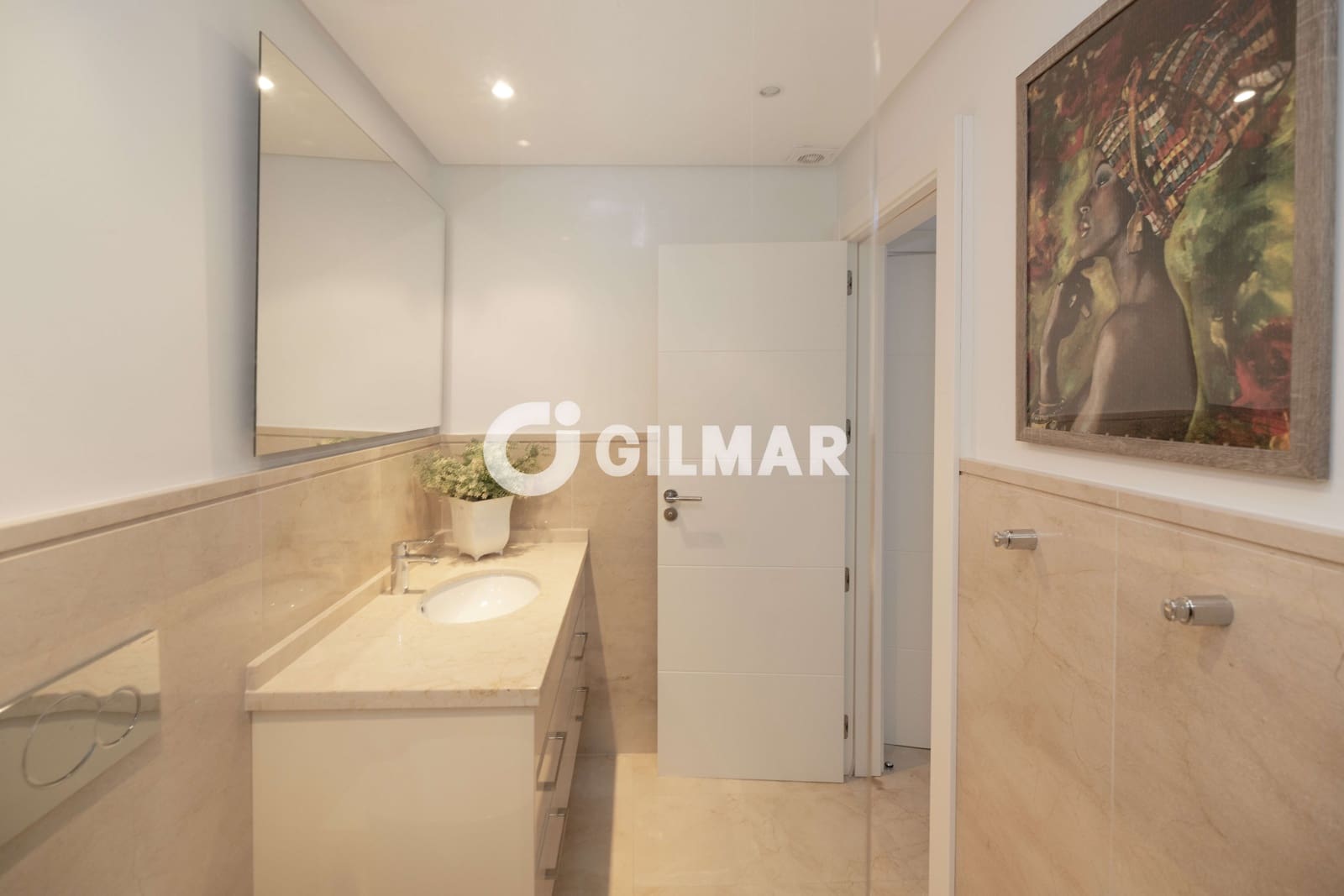 3 makuuhuone Rivitalo myytävänä paikassa San Pedro de Alcantara mukana uima-altaan - 597 500 € (Ref: 10125046)