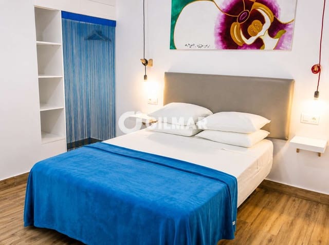 Casa em Banda para venda em Torremolinos - 1 595 000 € (Ref: 10130579)