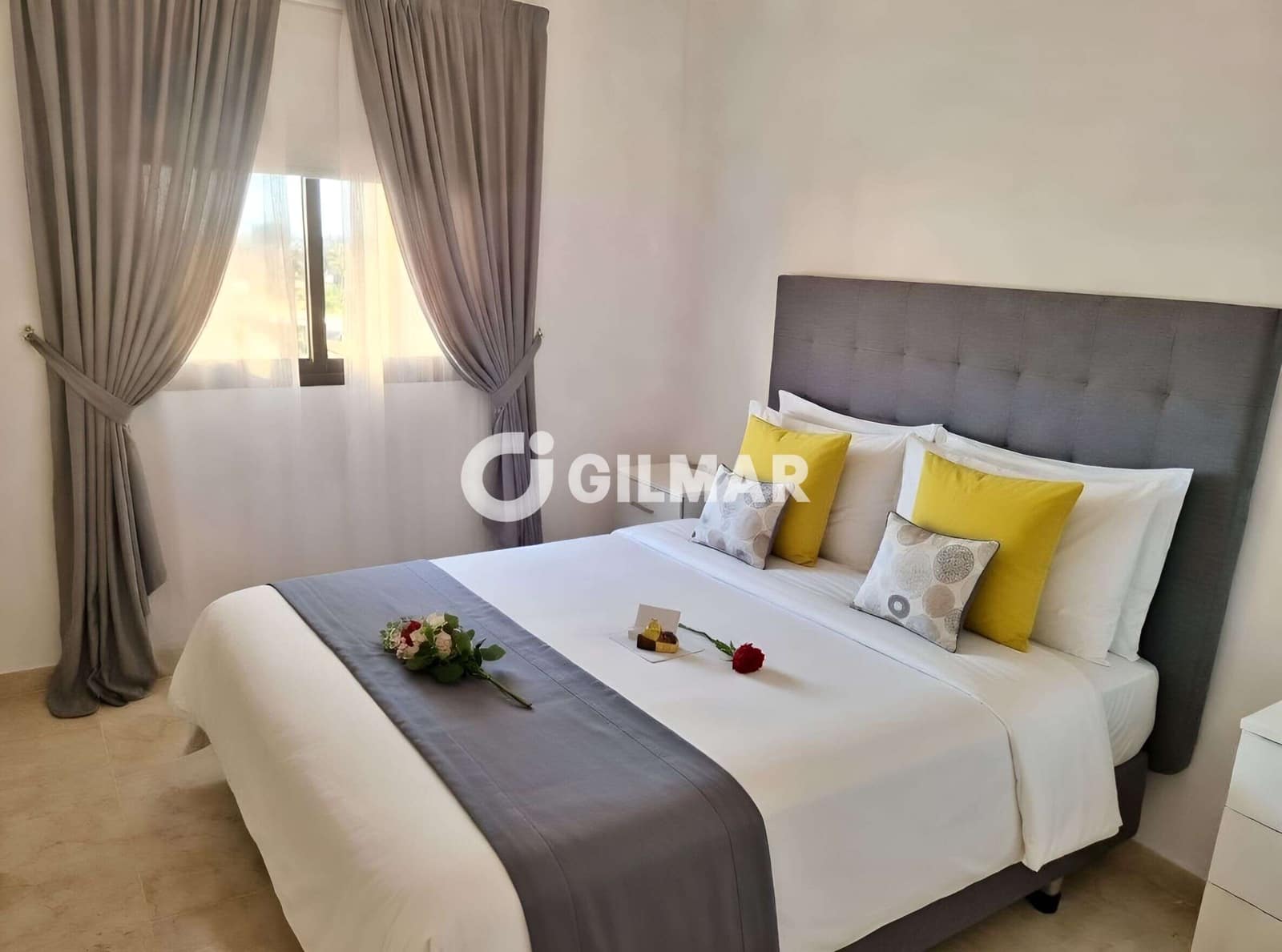 2 soveværelse Lejlighed til salg i Estepona med swimmingpool garage - € 292.000 (Ref: 10136591)