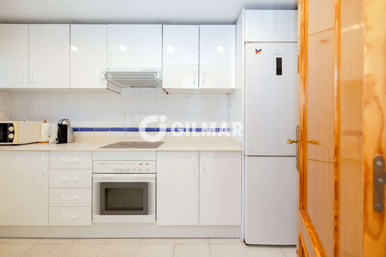2 quarto Apartamento para venda em Estepona com piscina garagem - 292 000 € (Ref: 10136591)