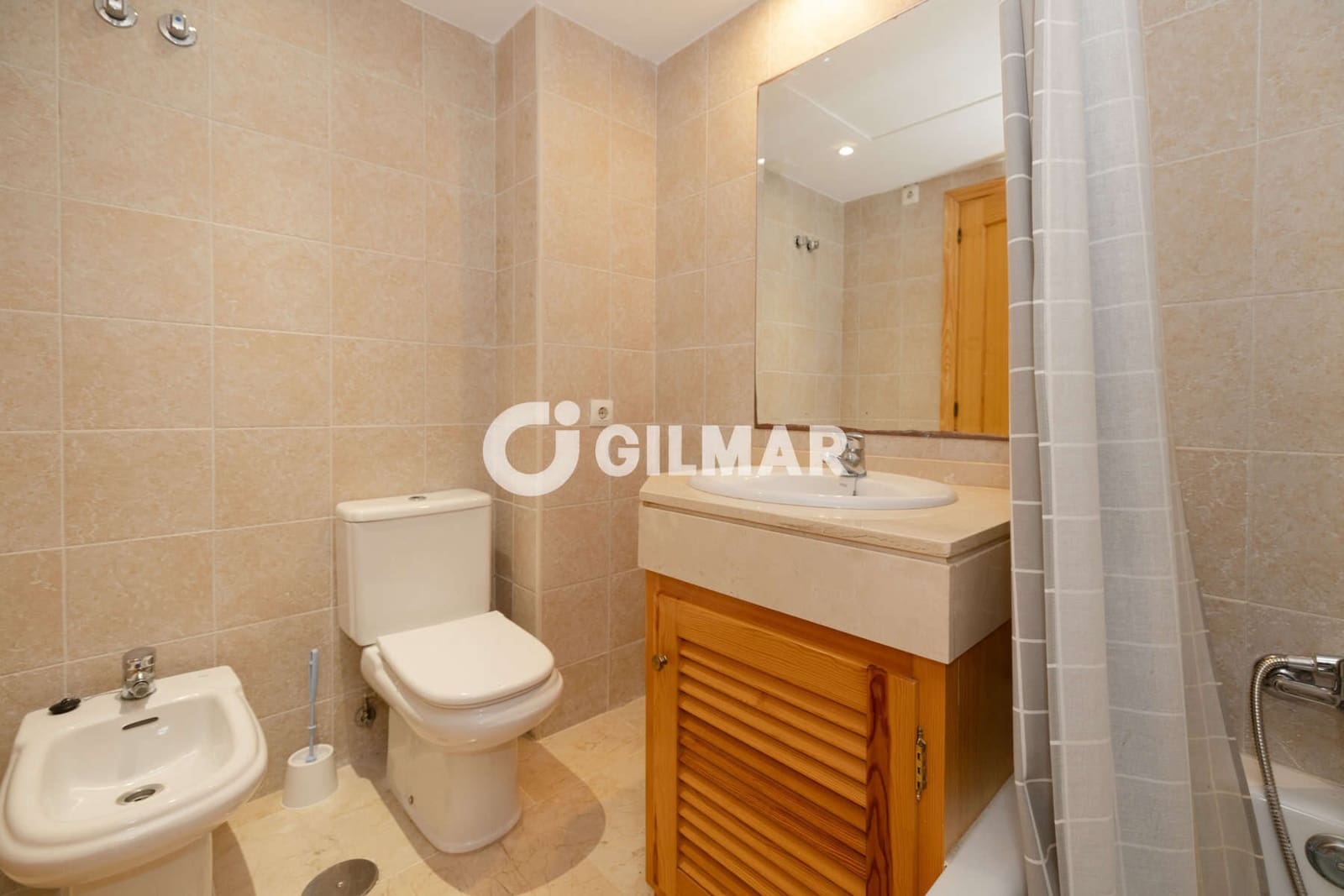 2 quarto Apartamento para venda em Estepona com piscina garagem - 292 000 € (Ref: 10136591)