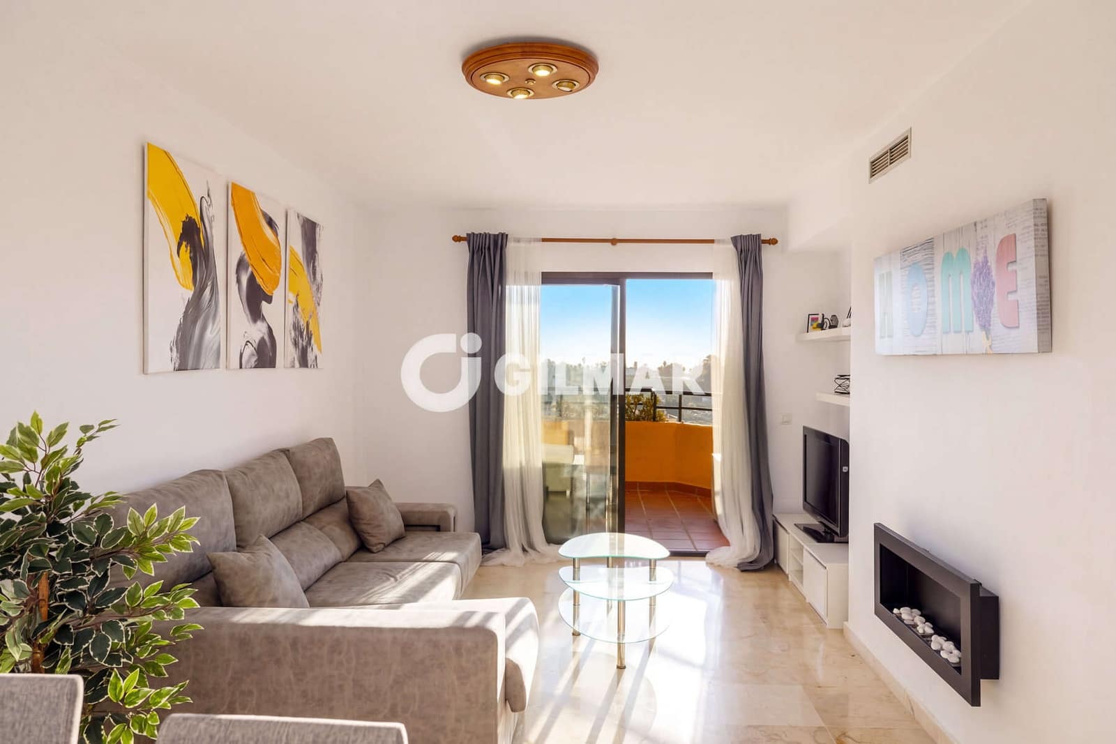 2 quarto Apartamento para venda em Estepona com piscina garagem - 292 000 € (Ref: 10136591)