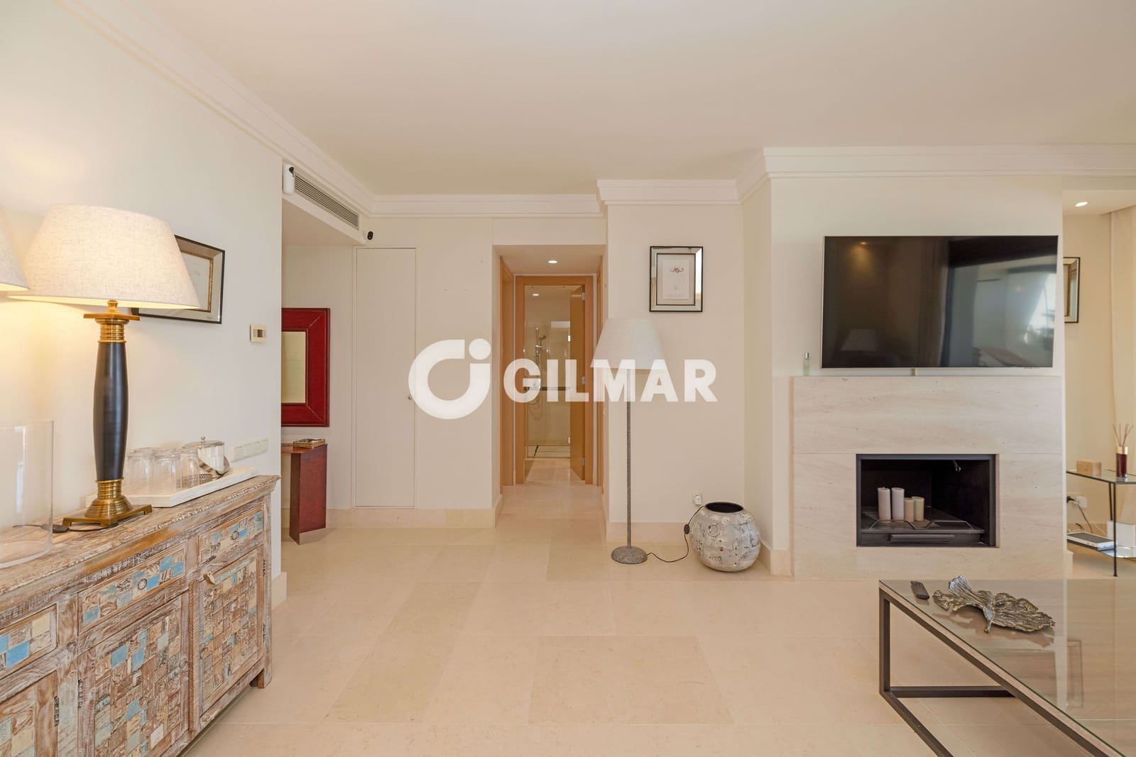 3 sypialnia Mieszkanie na sprzedaż w Marbella z basenem garażem - 880 000 € (Ref: 10136592)