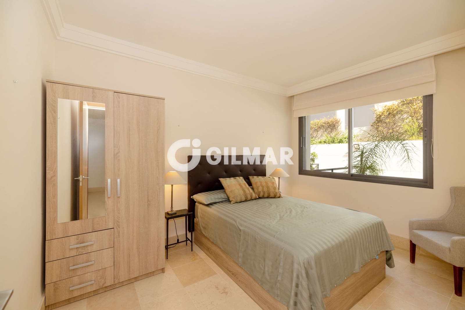 3 sypialnia Mieszkanie na sprzedaż w Marbella z basenem garażem - 880 000 € (Ref: 10136592)