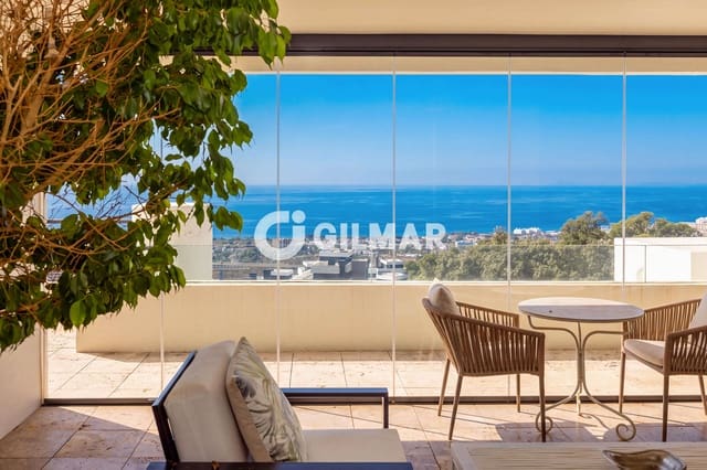 3 soveværelse Lejlighed til salg i Alto de los Monteros, Marbella med swimmingpool garage - € 850.000 (Ref: 10136592)