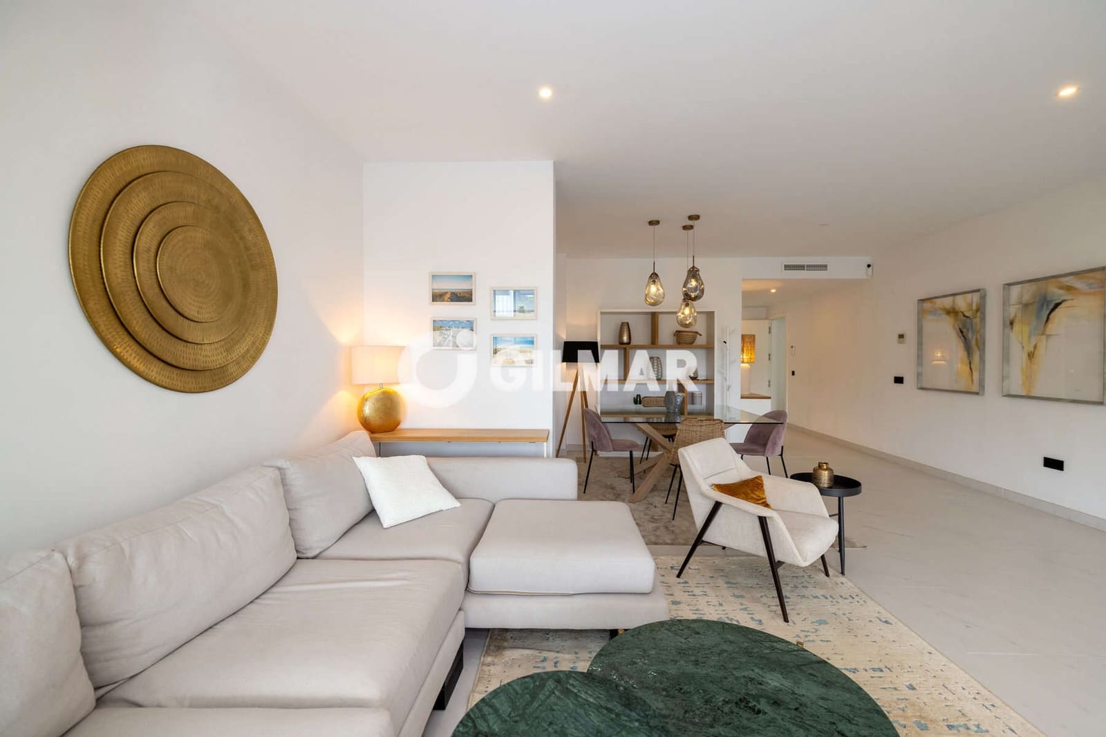 2 bedroom Flat for sale in Estepona with pool garage - € 545,000 (Ref: 10136741)