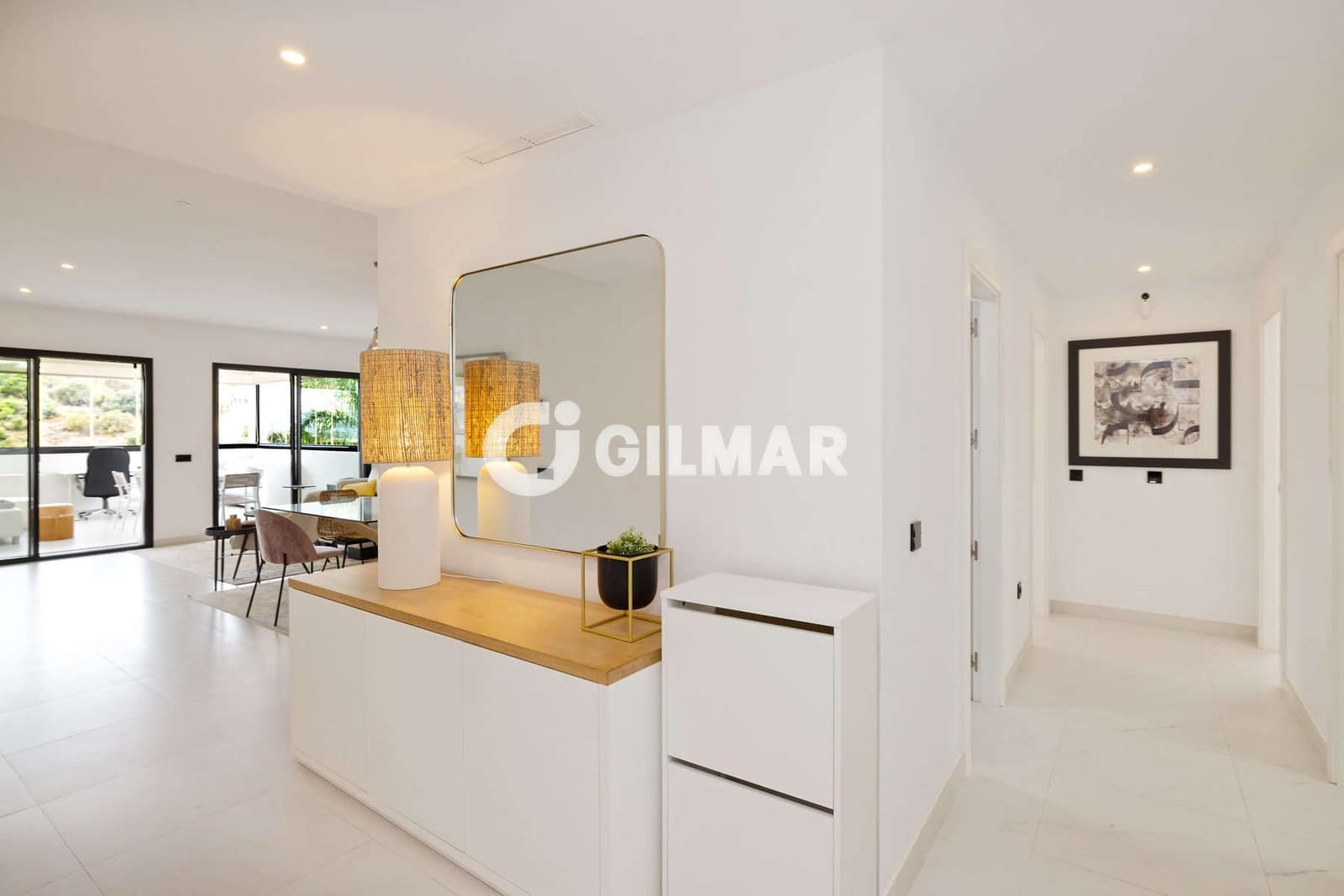 2 bedroom Flat for sale in Estepona with pool garage - € 545,000 (Ref: 10136741)