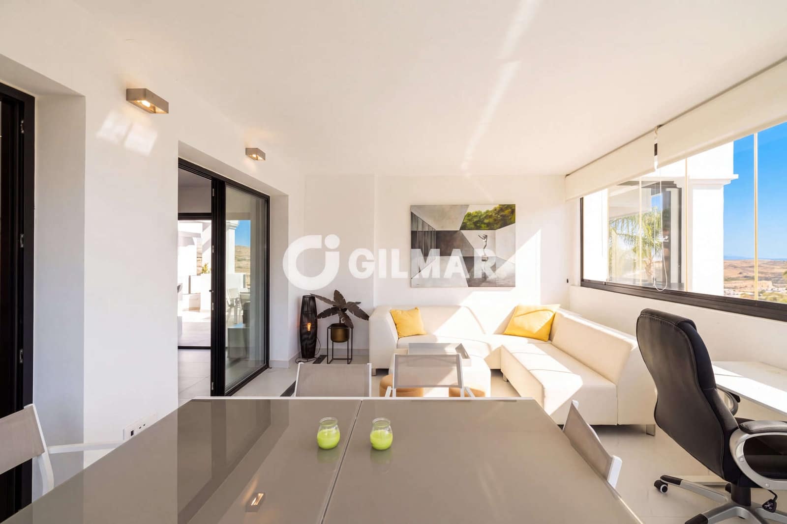 2 bedroom Flat for sale in Estepona with pool garage - € 545,000 (Ref: 10136741)
