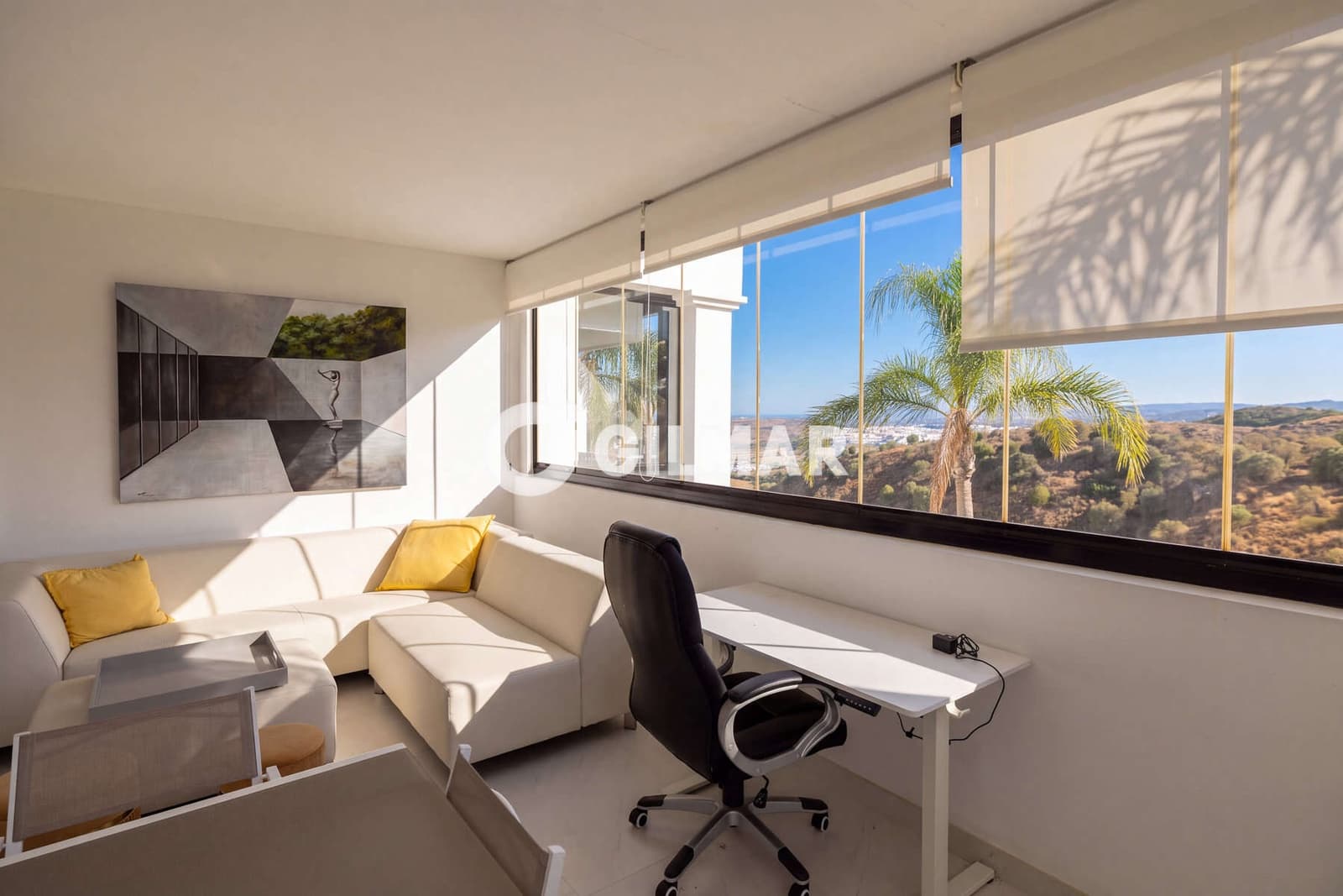 2 bedroom Flat for sale in Estepona with pool garage - € 545,000 (Ref: 10136741)