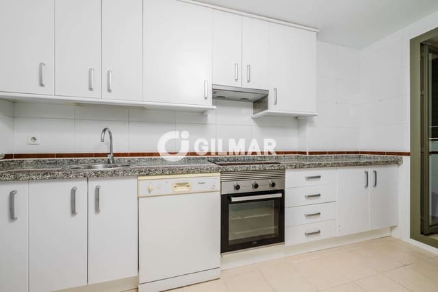 2 slaapkamer Flat te koop in El Puerto de Santa María met zwembad garage - € 245.000 (Ref: 10138869)