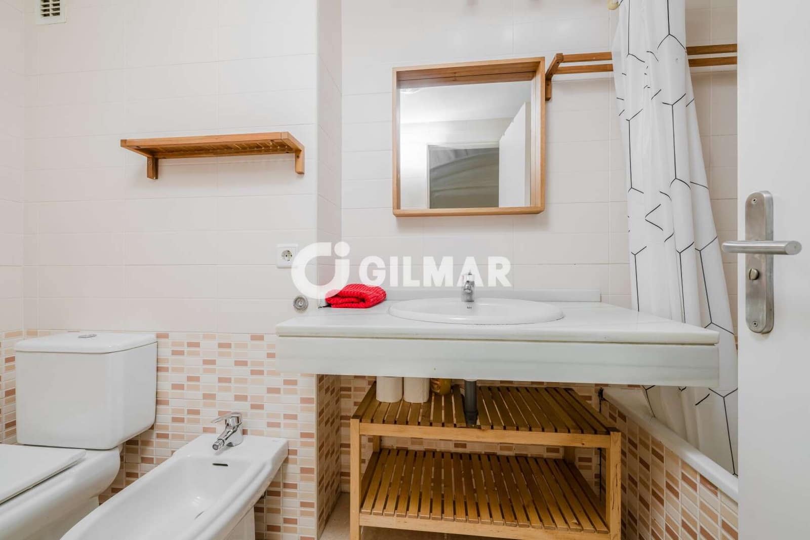 2 bedroom Flat for sale in El Puerto de Santa Maria with pool garage - € 245,000 (Ref: 10138869)