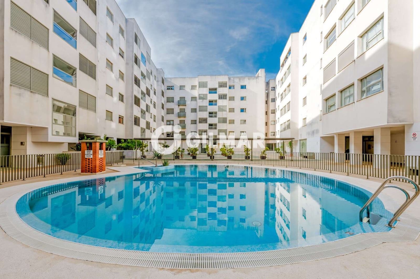 2 bedroom Flat for sale in El Puerto de Santa Maria with pool garage - € 245,000 (Ref: 10138869)