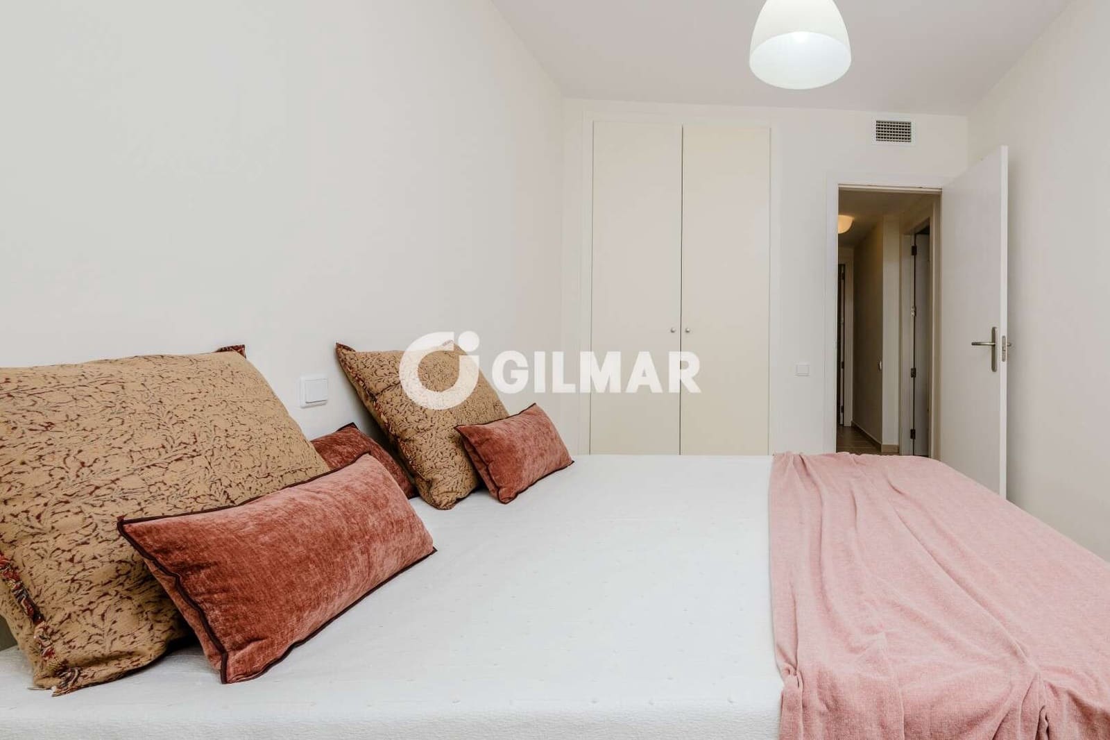 2 bedroom Flat for sale in El Puerto de Santa Maria with pool garage - € 245,000 (Ref: 10138869)