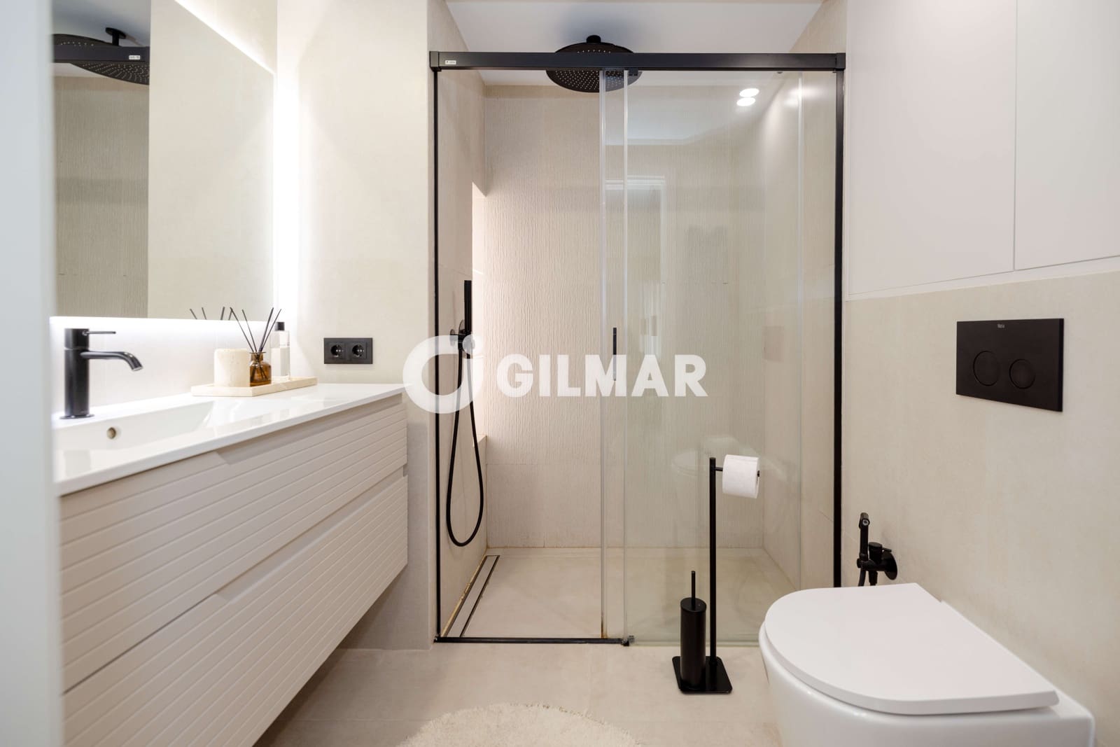 3 camera da letto Appartamento in vendita in Nueva Andalucia con piscina garage - 785.000 € (Rif: 10140098)