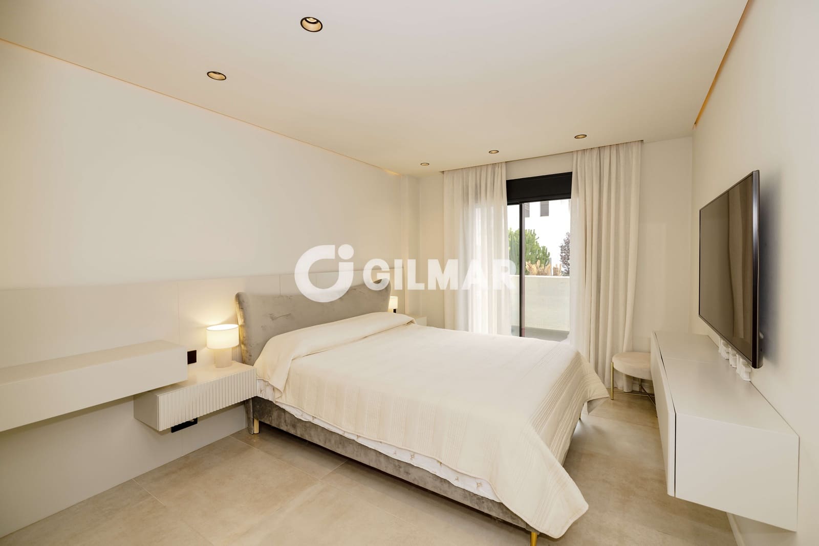 3 camera da letto Appartamento in vendita in Nueva Andalucia con piscina garage - 785.000 € (Rif: 10140098)