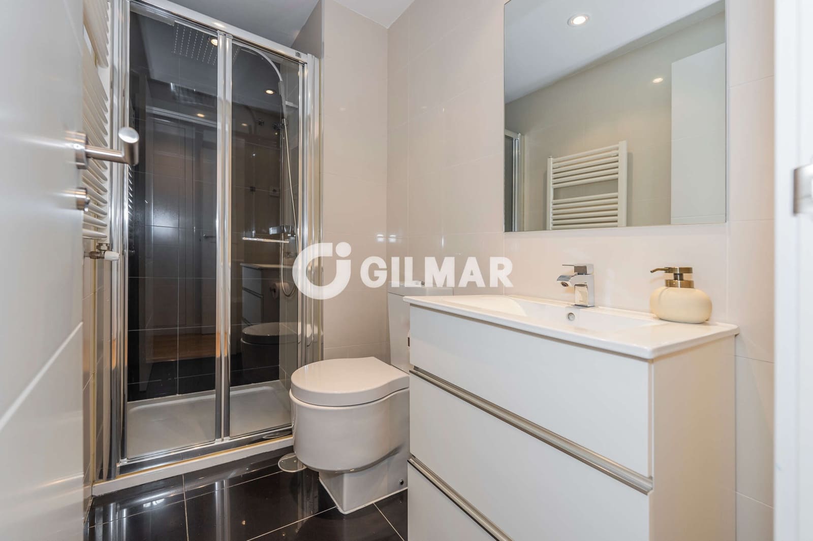 3 slaapkamer Penthouse te koop in Alcobendas met zwembad garage - € 1.070.000 (Ref: 10140198)