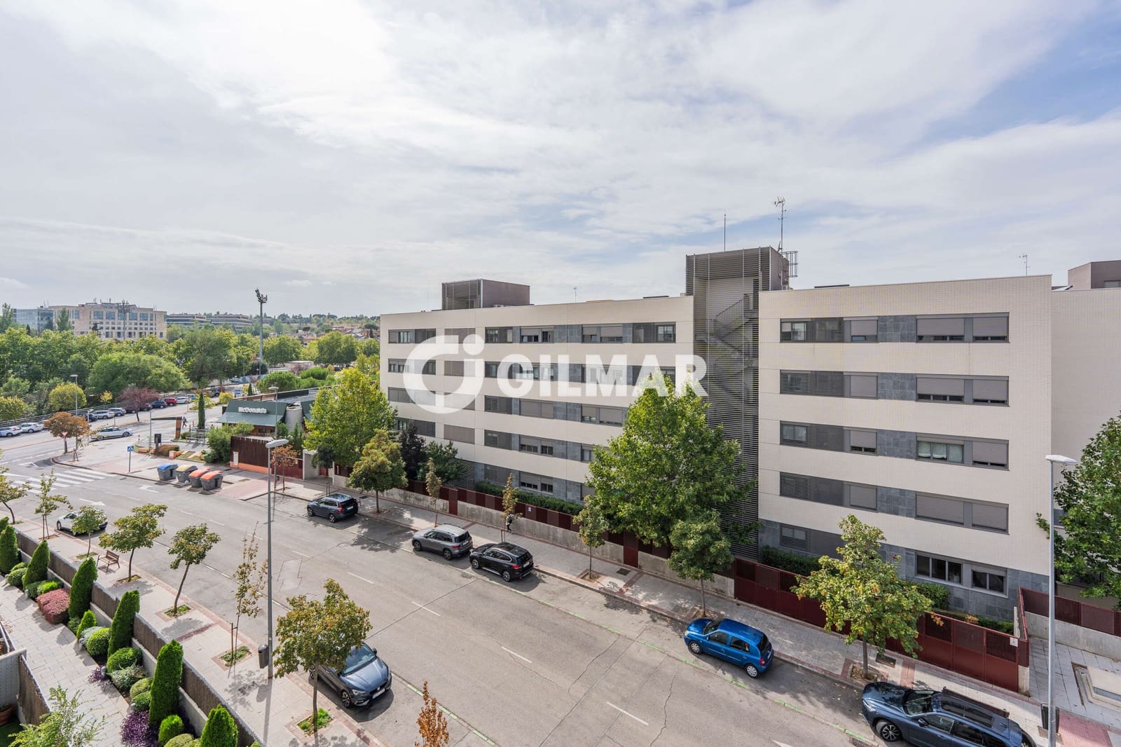3 slaapkamer Penthouse te koop in Alcobendas met zwembad garage - € 1.070.000 (Ref: 10140198)