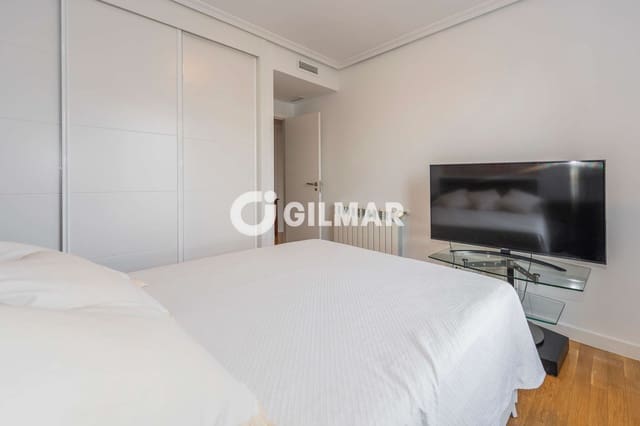 3 quarto Penthouse para venda em Alcobendas com piscina garagem - 1 070 000 € (Ref: 10140198)