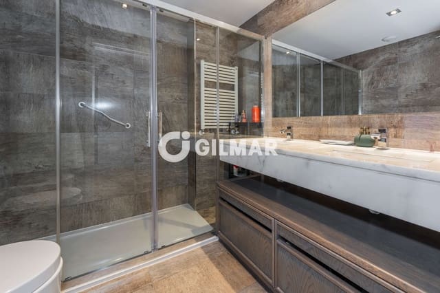 3 quarto Penthouse para venda em Alcobendas com piscina garagem - 1 070 000 € (Ref: 10140198)