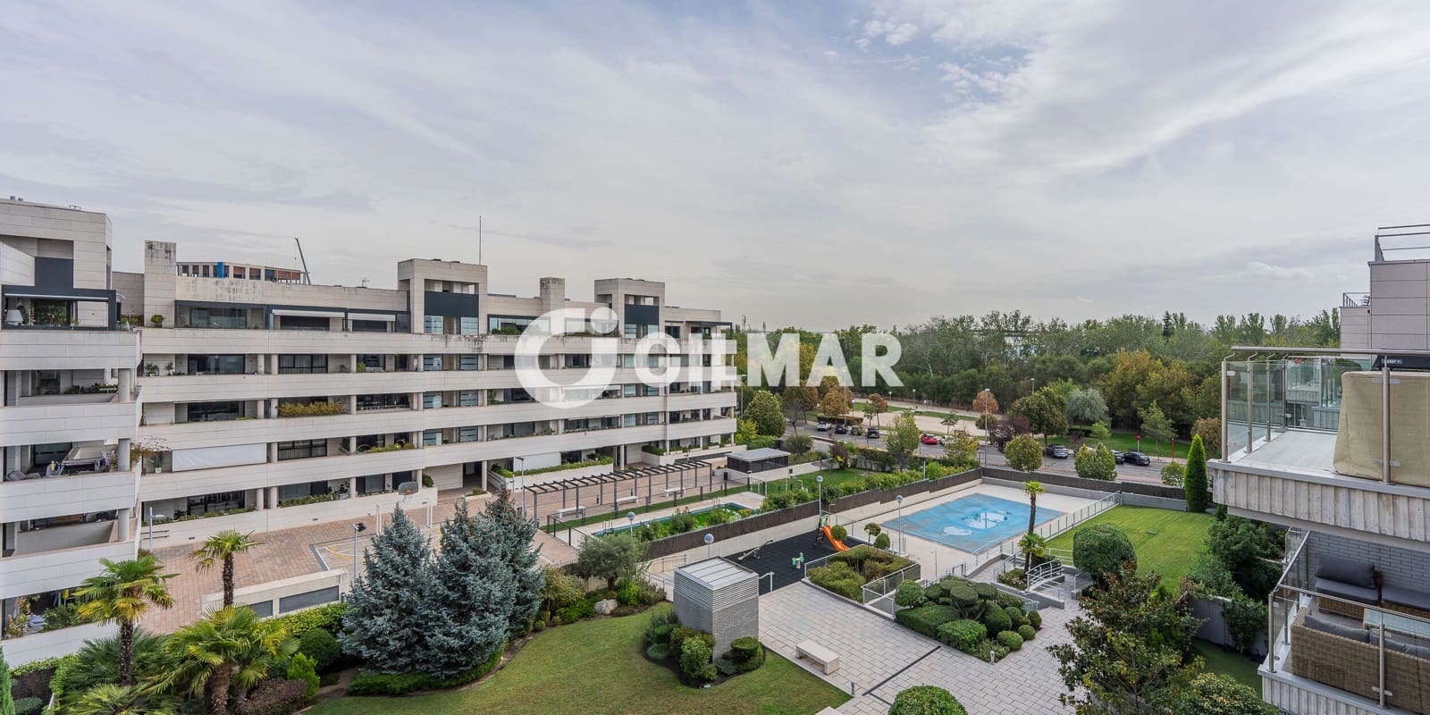 3 slaapkamer Penthouse te koop in Alcobendas met zwembad garage - € 1.070.000 (Ref: 10140198)
