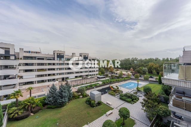 3 quarto Penthouse para venda em Alcobendas com piscina garagem - 1 070 000 € (Ref: 10140198)